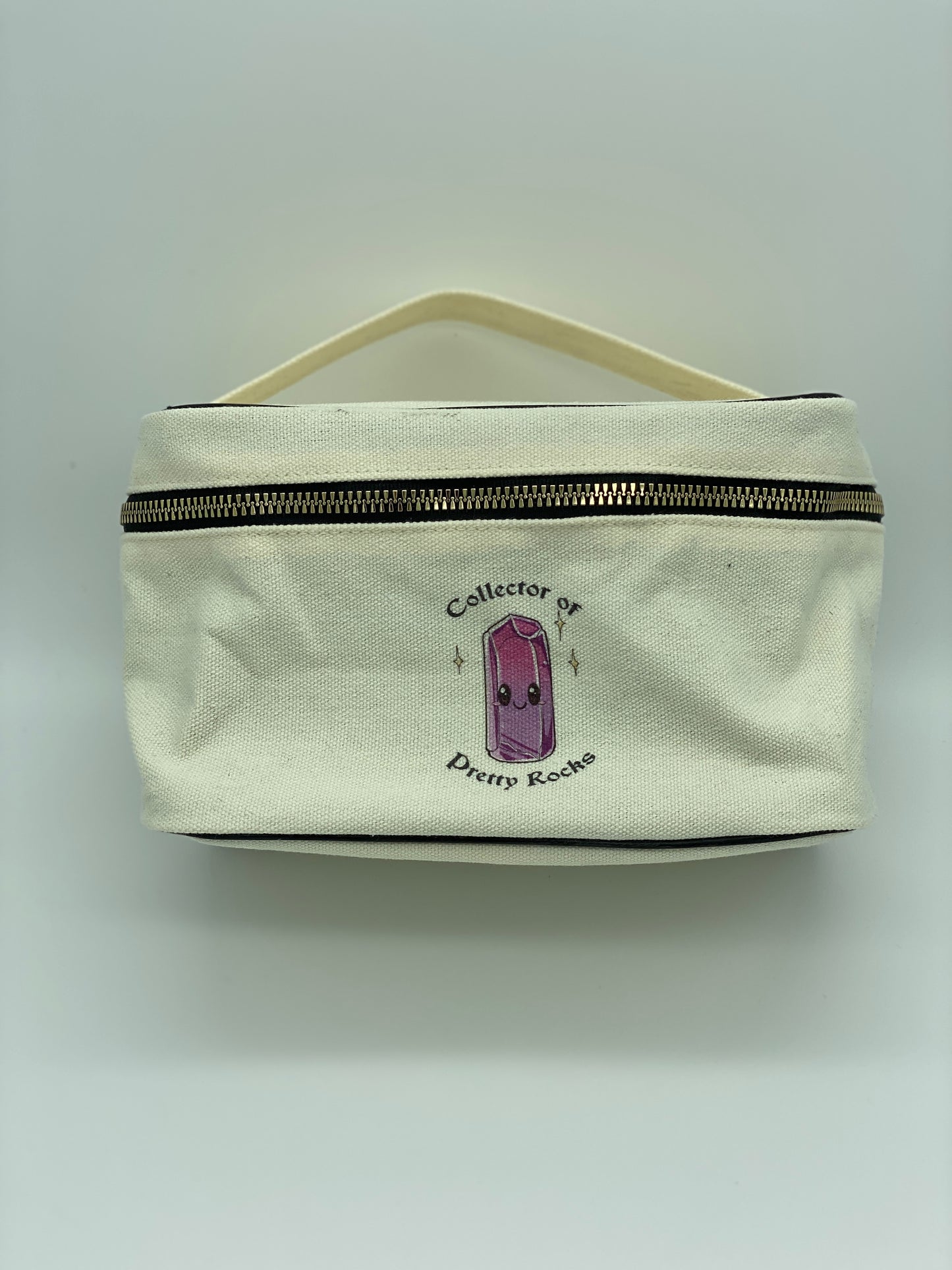 Crystal pouch with handle ๐