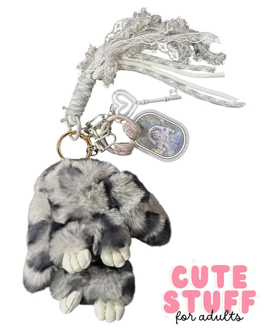 Kawaii Fluffy Bunny Bag Charm Keychain – Cute Plush Purse Accessory